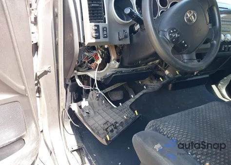 2013 Toyota Tundra Grade 4.6L V8 из США, поврежденный, VIN 5TFEM5F17DX067652